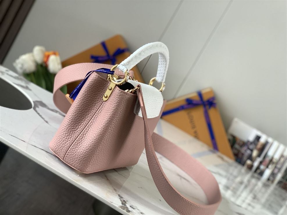 LOUIS VUITTON CAPUCINES MINI Pink