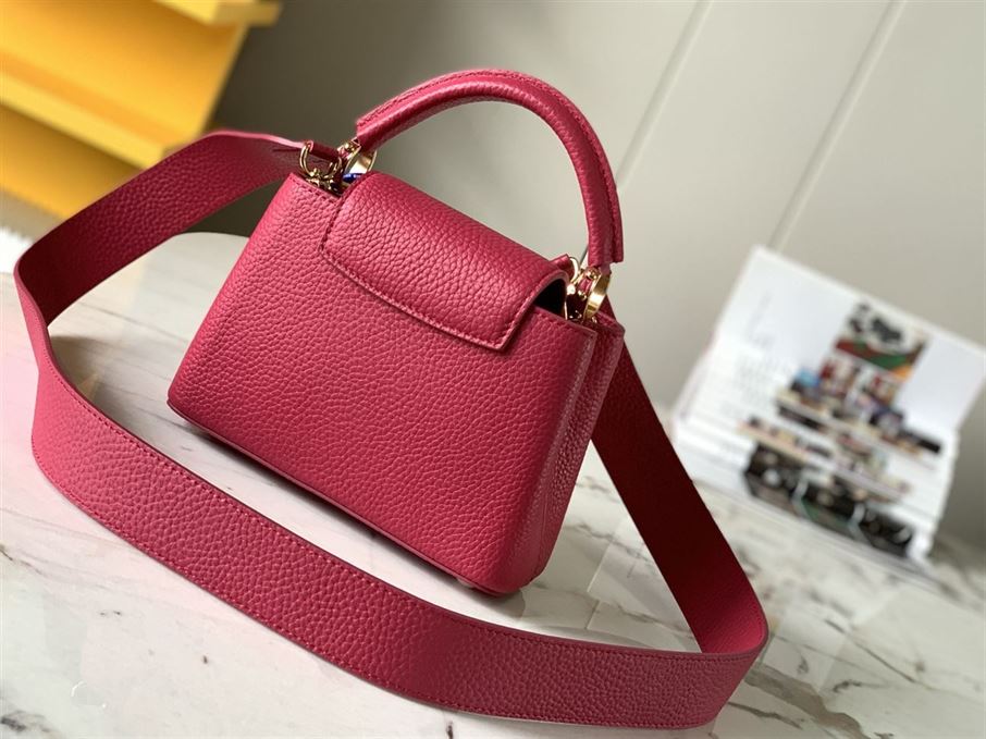 LOUIS VUITTON CAPUCINES MINI Red