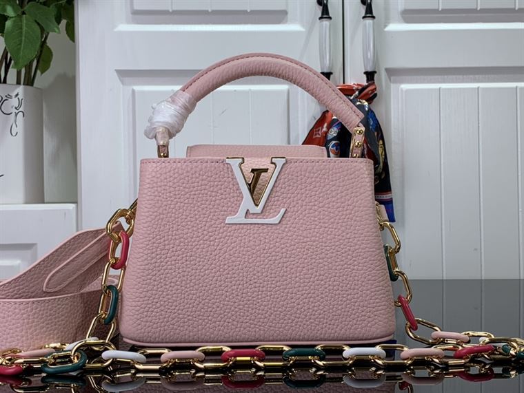 LOUIS VUITTON CAPUCINES MINI PINK