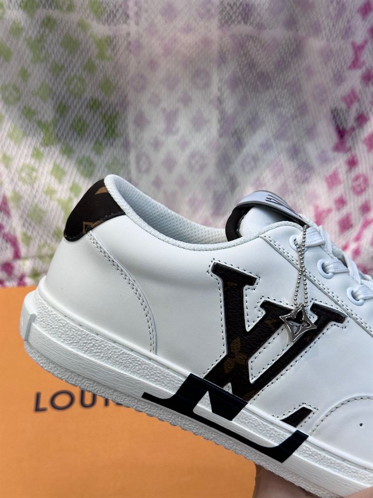 LOUIS VUITTON CHARLIE SNEAKER - LVS156