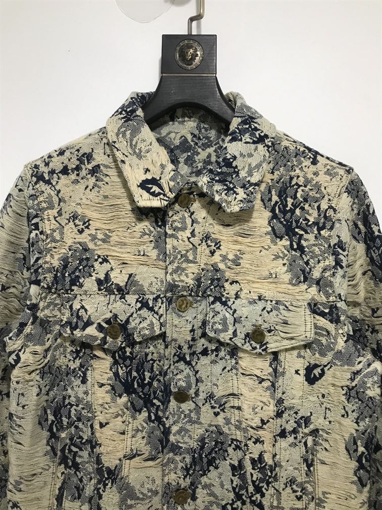 LOUIS VUITTON COAT - LVC024