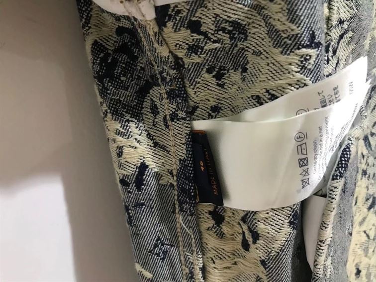 LOUIS VUITTON COAT - LVC024