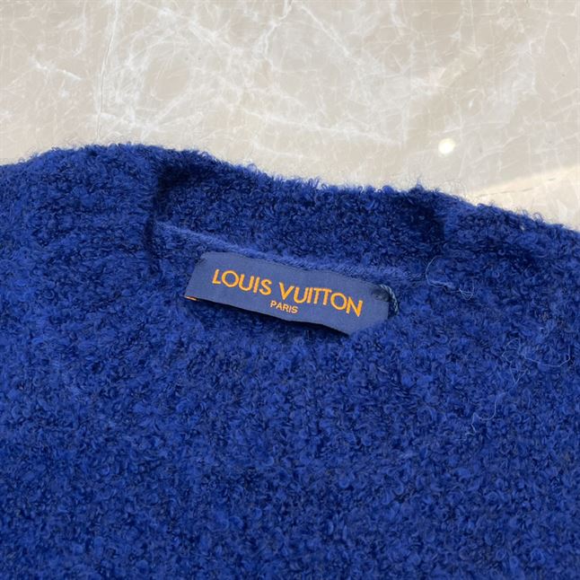 LOUIS VUITTON CREWNECK SWEATERS - LH063