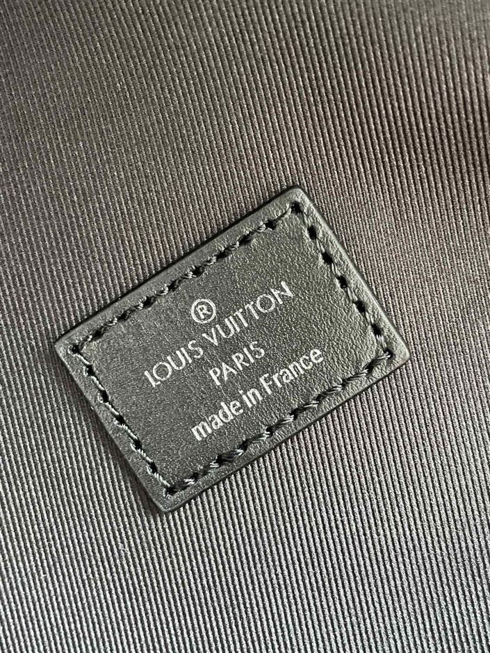 LOUIS VUITTON DISCOVERY BACKPACK PM MONOGRAM ECLIPSE – LVB008