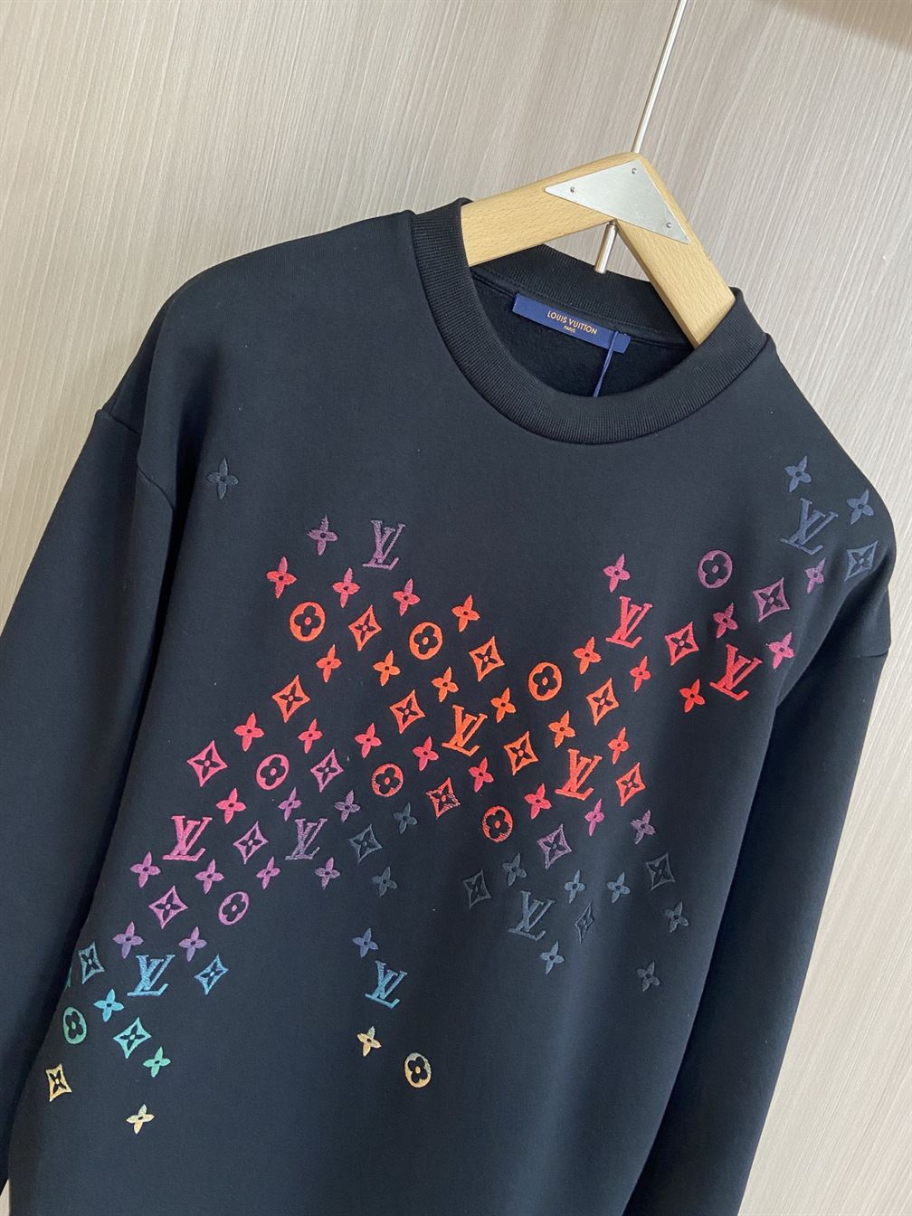 LOUIS VUITTON EMBROIDERED COTTON SWEATSHIRT BLACK - LH066