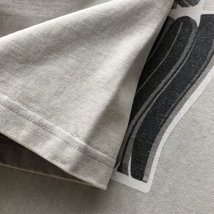 LOUIS VUITTON GRAPHIC LV SIGNATURE T-SHIRT - LVTS071