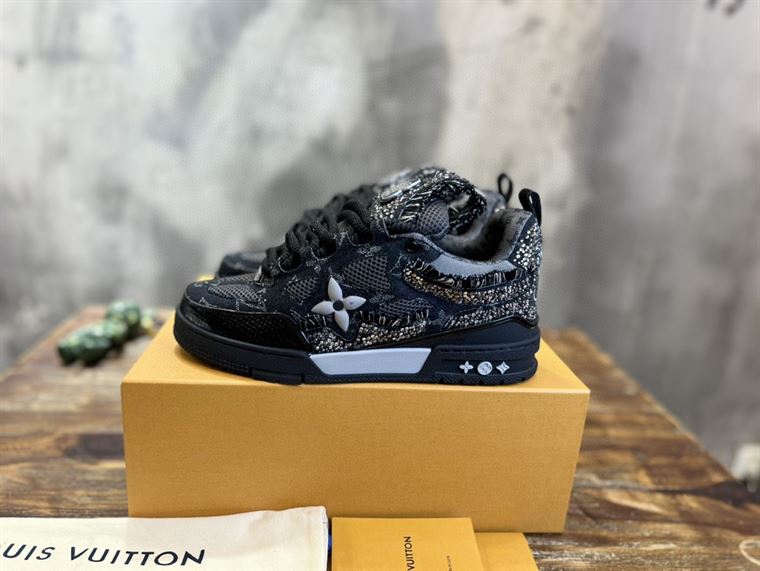 LOUIS VUITTON LV SKATE SNEAKER - LVS149