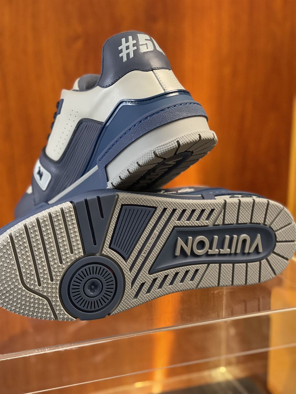 LOUIS VUITTON LV TRAINER SNEAKER - LVS062