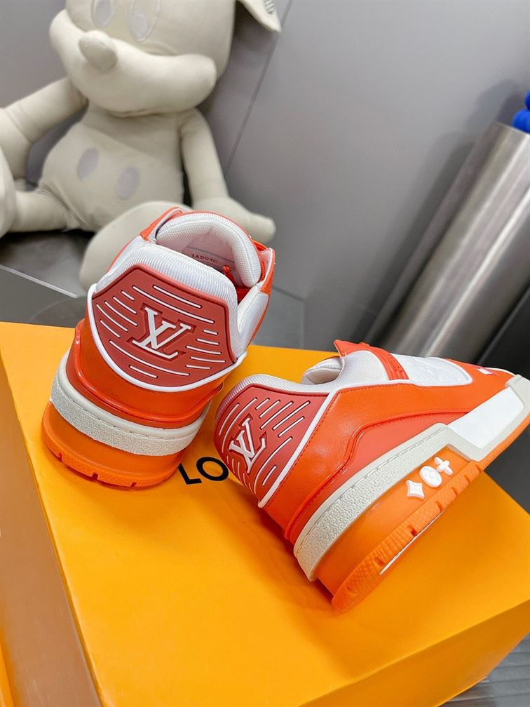 LOUIS VUITTON LV TRAINER SNEAKER - LVS160