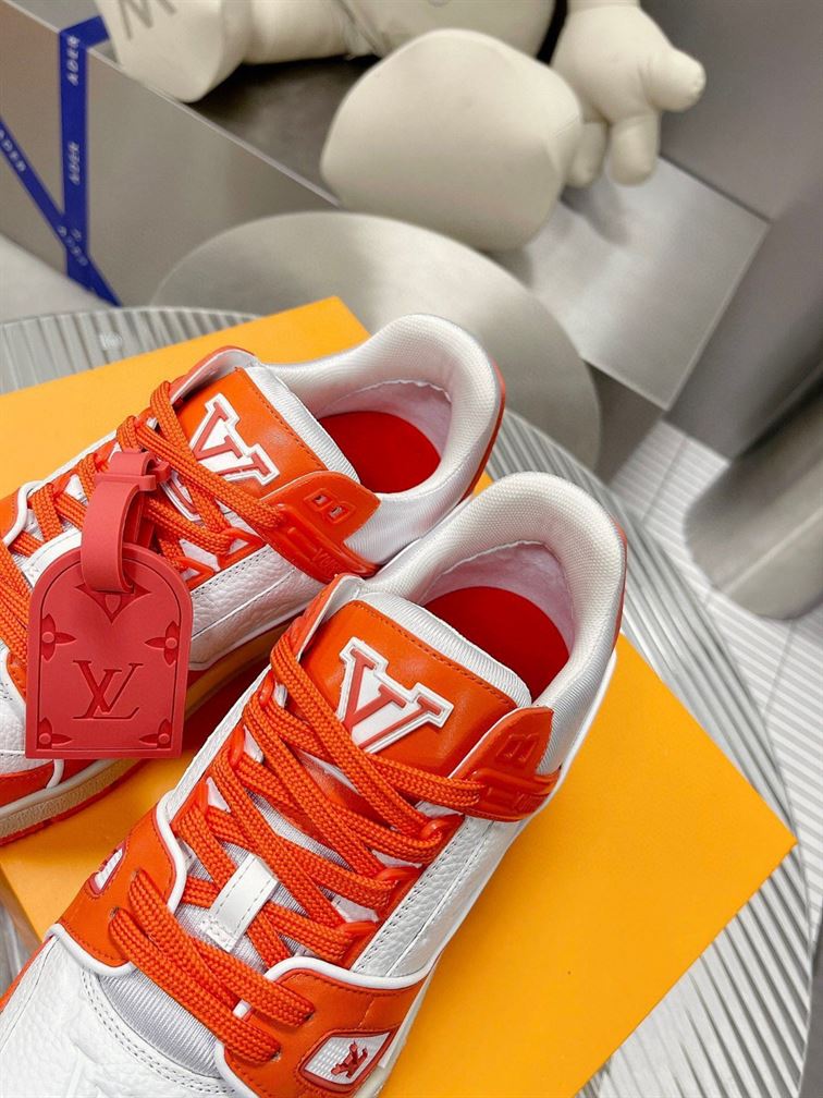 LOUIS VUITTON LV TRAINER SNEAKER - LVS160