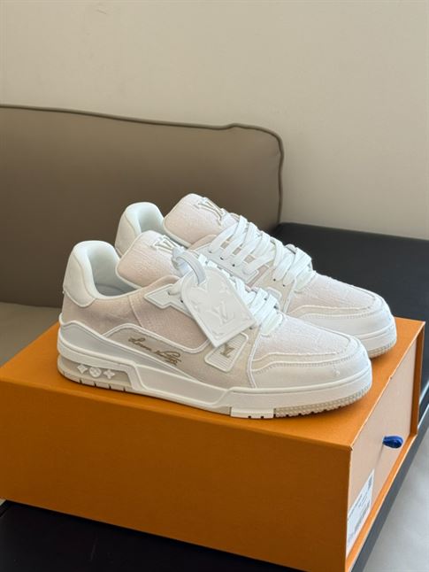 LOUIS VUITTON LV TRAINER SNEAKER - LVS173