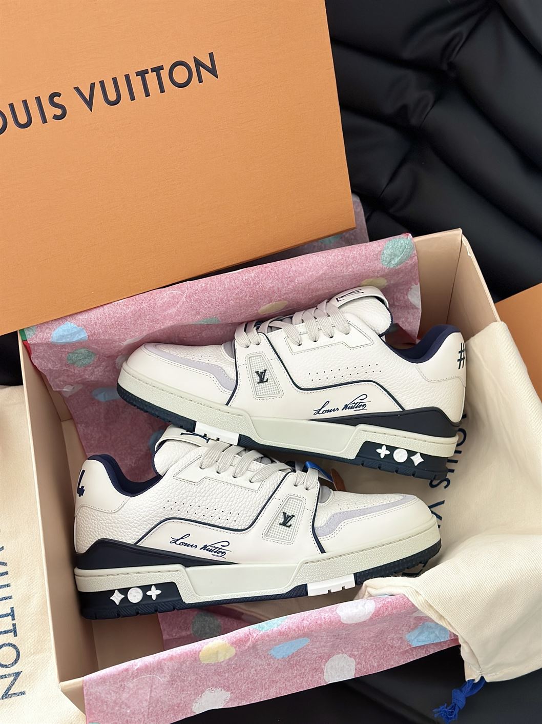 LOUIS VUITTON LV TRAINER SNEAKER - LVS193