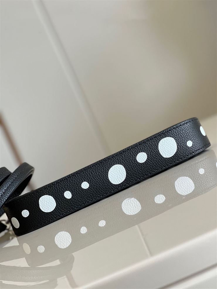 LOUIS VUITTON LV X YK EASY POUCH