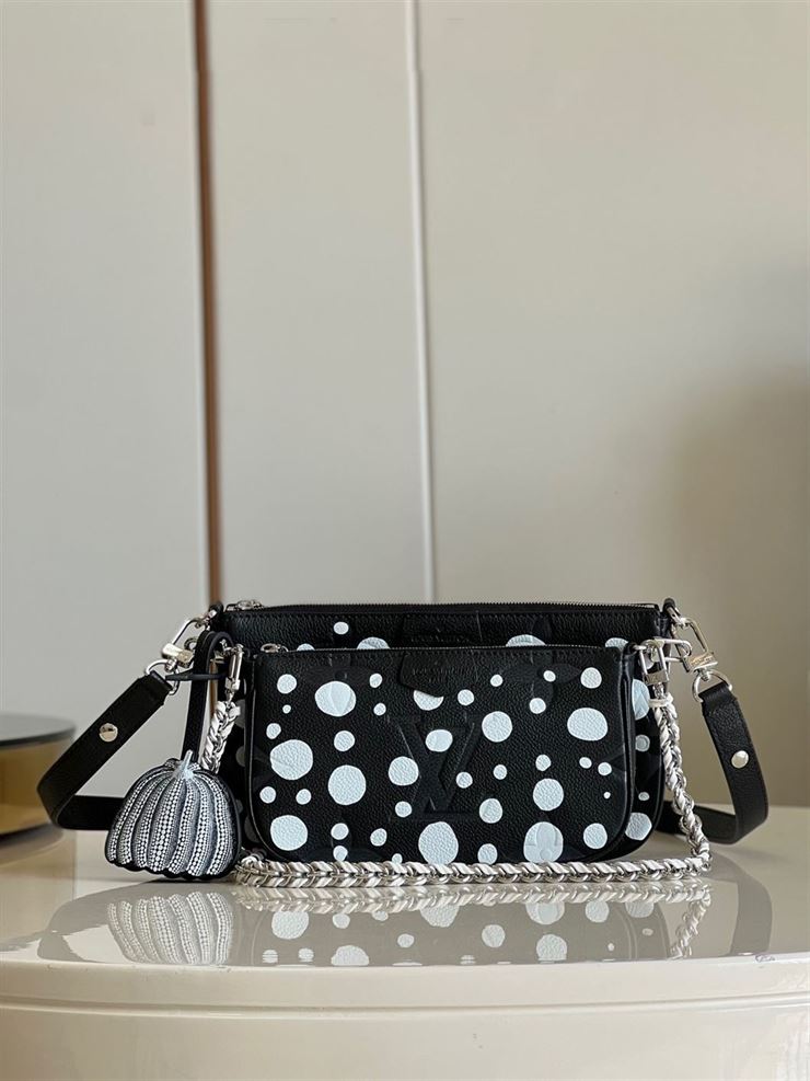 LOUIS VUITTON LV X YK MULTI POCHETTE