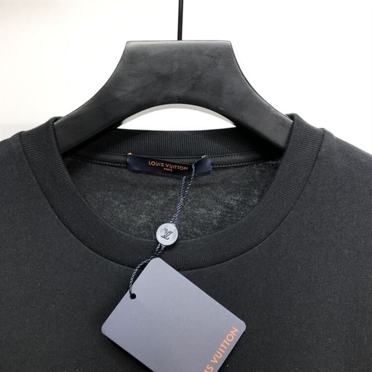 LOUIS VUITTON LVSE MONOGRAM GRADIENT T-SHIRT - LVTS054