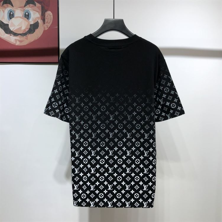 LOUIS VUITTON LVSE MONOGRAM GRADIENT T-SHIRT - LVTS054