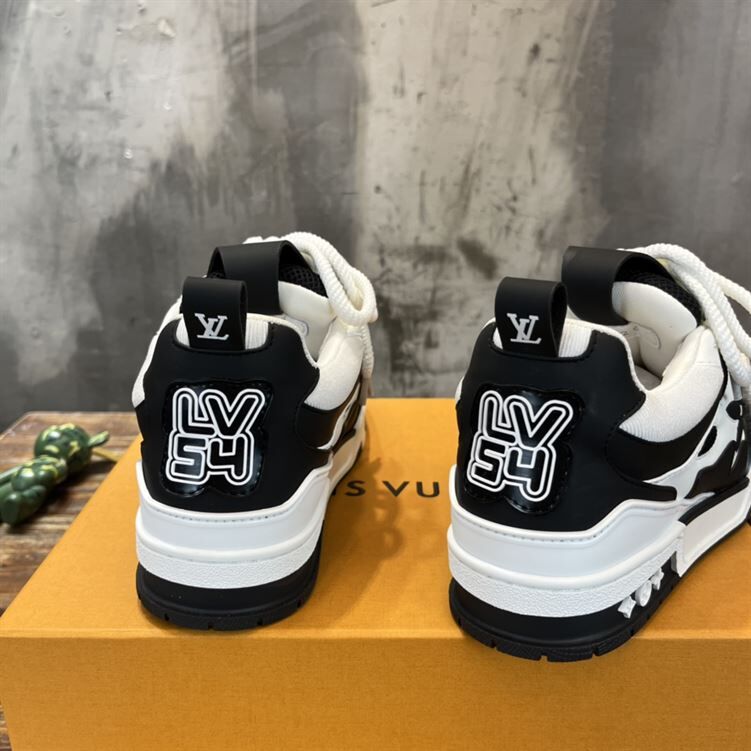 LOUIS VUITTON LVSK8 SNEAKER - LVS079