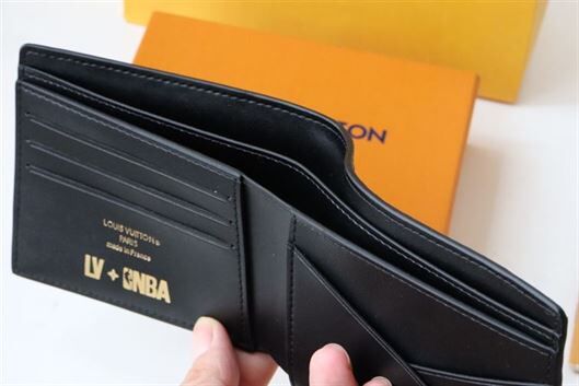 LOUIS VUITTON LVXNBA MULTIPLE WALLET