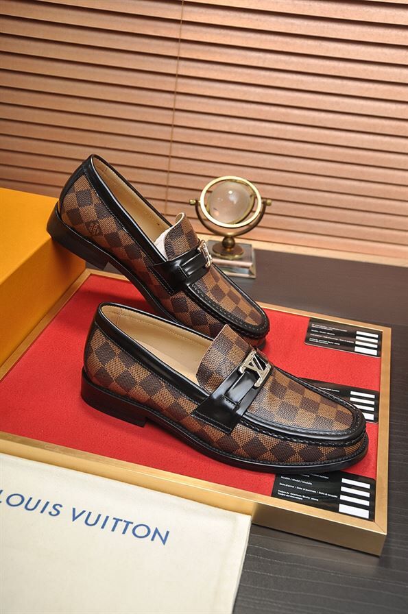 LOUIS VUITTON MAJOR LOAFER - VL003