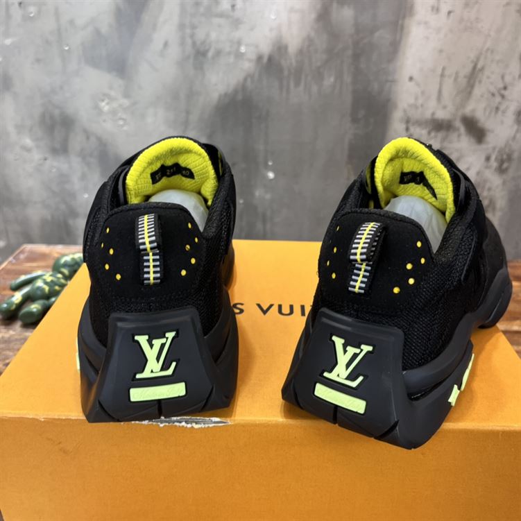 LOUIS VUITTON MILLENIUM SNEAKER - LVS065