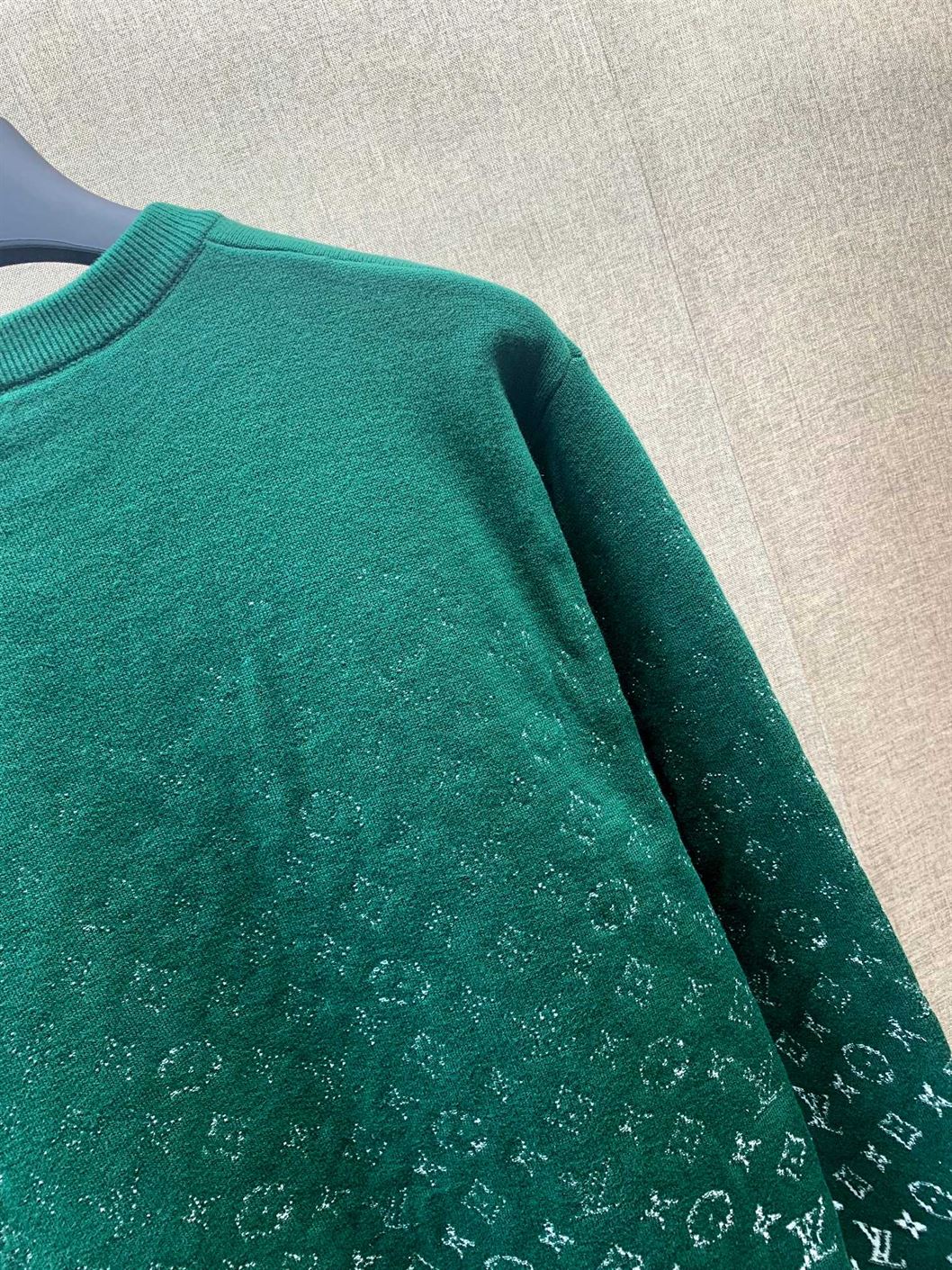 LOUIS VUITTON MONOGRAM GRADIENT COTTON CREWNECK - LVH051