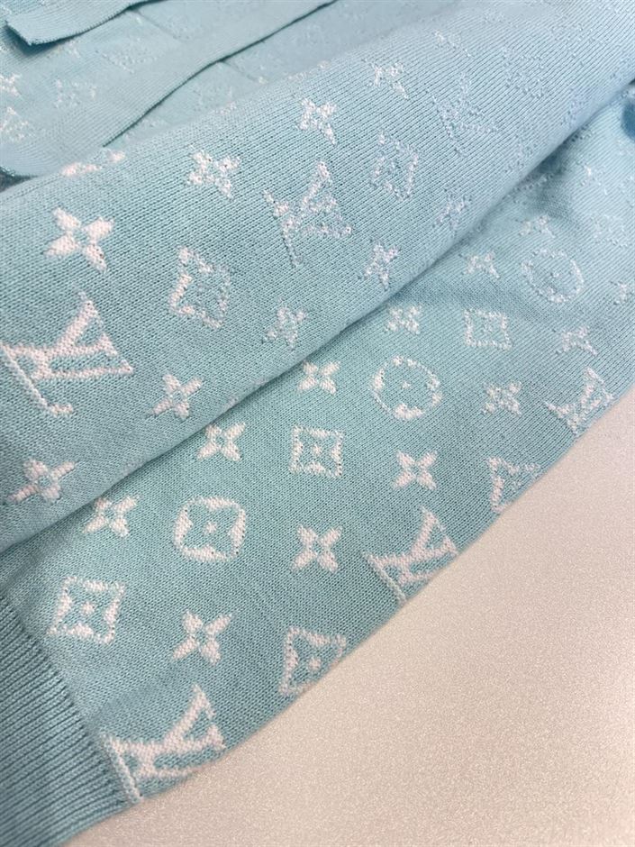 LOUIS VUITTON MONOGRAM GRADIENT HOODIE - LVH040