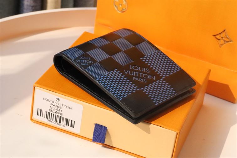 LOUIS VUITTON MULTIPLE WALLET