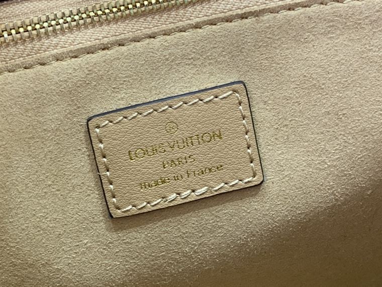 LOUIS VUITTON ON MY SIDE PM HIGH END