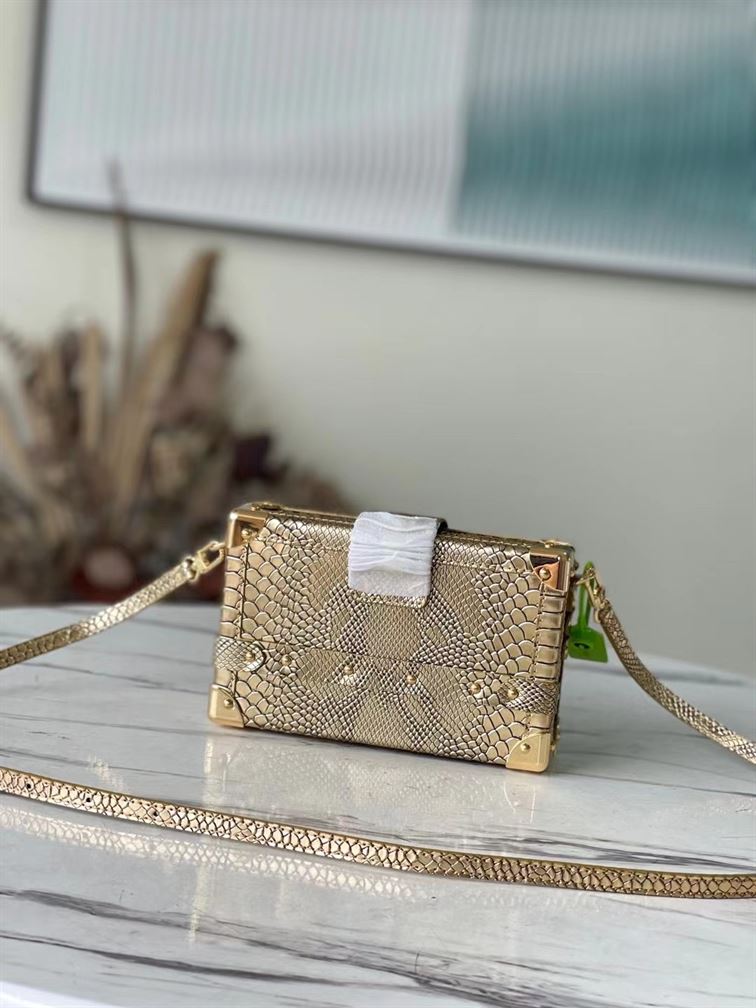 LOUIS VUITTON PETITE MALLE CROCODILIEN MAT