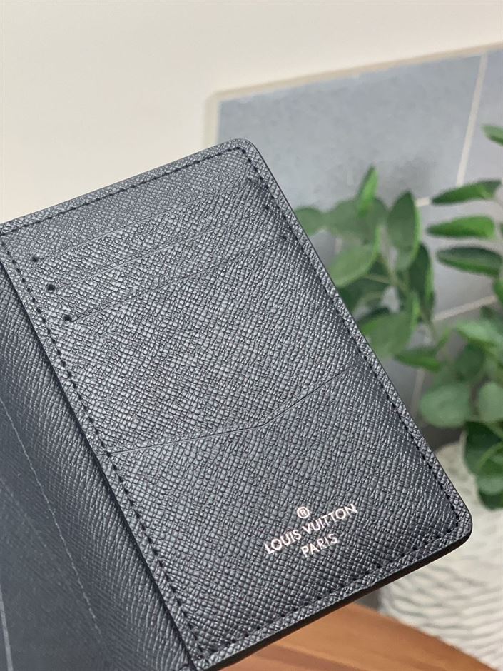 LOUIS VUITTON POCKET ORGANIZER