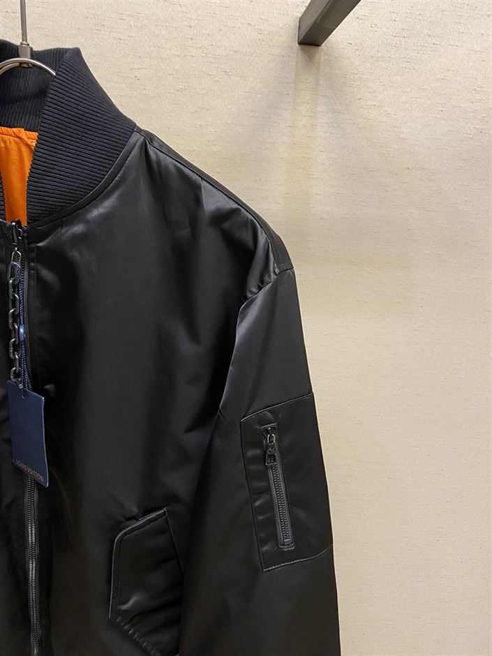 LOUIS VUITTON REVERSIBLE SUMMER BOMBER JACKET - LVC026