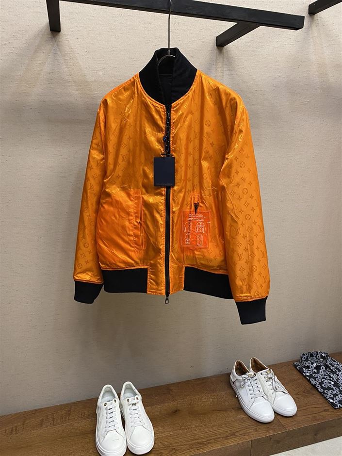 LOUIS VUITTON REVERSIBLE SUMMER BOMBER JACKET - LVC026