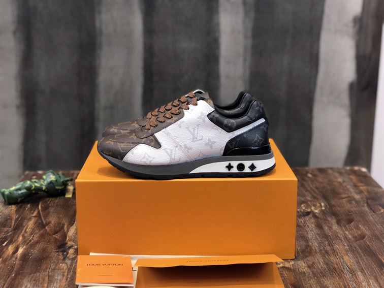 LOUIS VUITTON RUN AWAY SNEAKERS IN SLIVER - LVS008