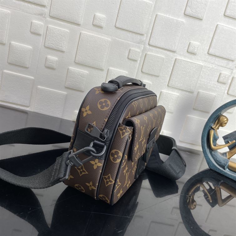 LOUIS VUITTON S LOCK MESSENGER MONOGRAM MACASSAR - LVB046