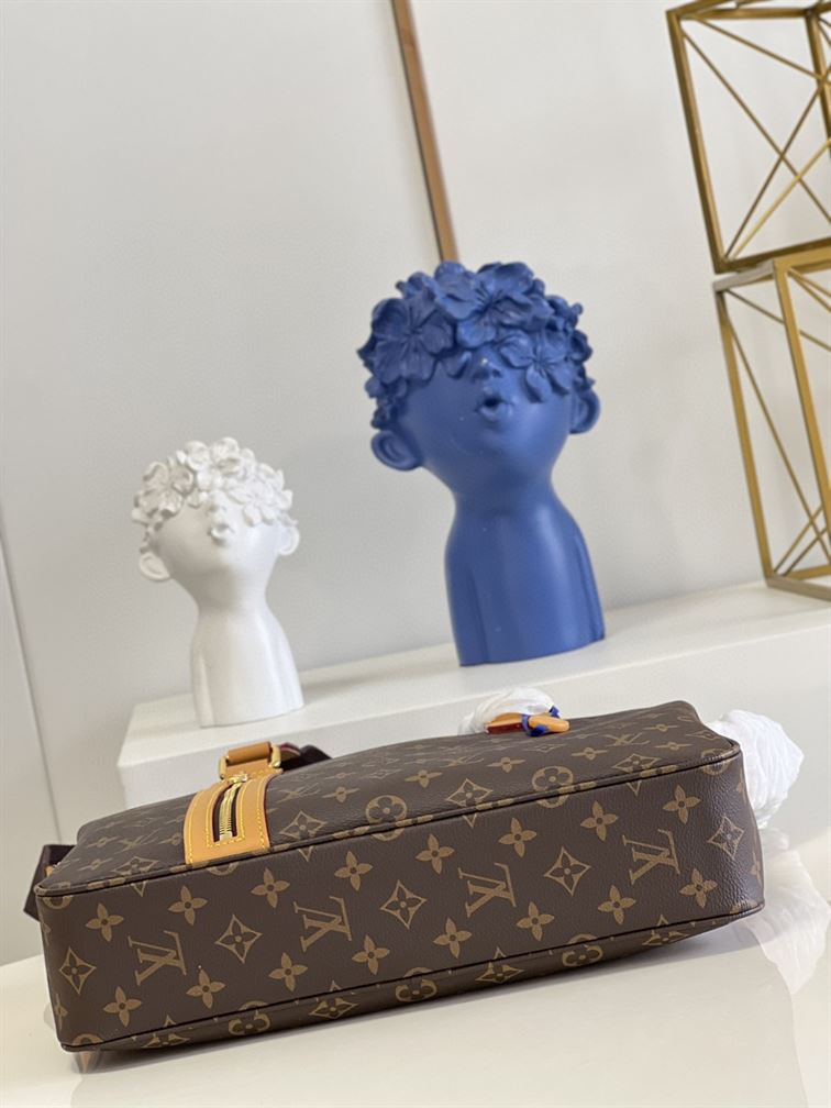 LOUIS VUITTON SAC BOSPHORE MONOGRAM CANVAS MESSENGER BAG IN BROWN - LVB001