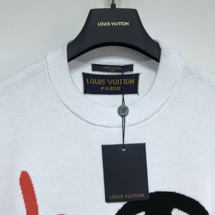 LOUIS VUITTON SHORT SLEEVED CREWNECK - LVTS028