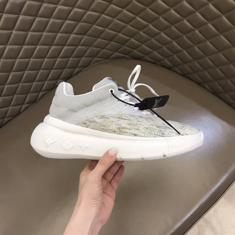 LOUIS VUITTON SHOW UP SNEAKER - LVS090