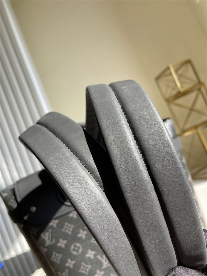 LOUIS VUITTON STEAMER BACKPACK - LVB037