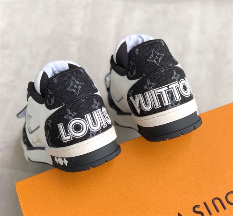 LOUIS VUITTON TRAINER MONOGRAM DENIM - LVS016