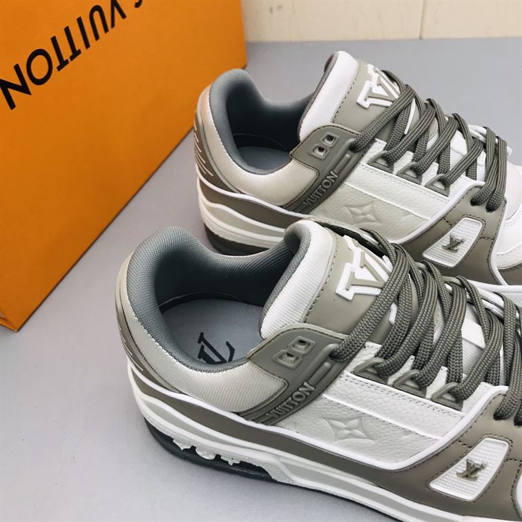 LOUIS VUITTON TRAINER SNEAKER - LVS123