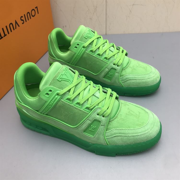 LOUIS VUITTON TRAINER SNEAKER - LVS128