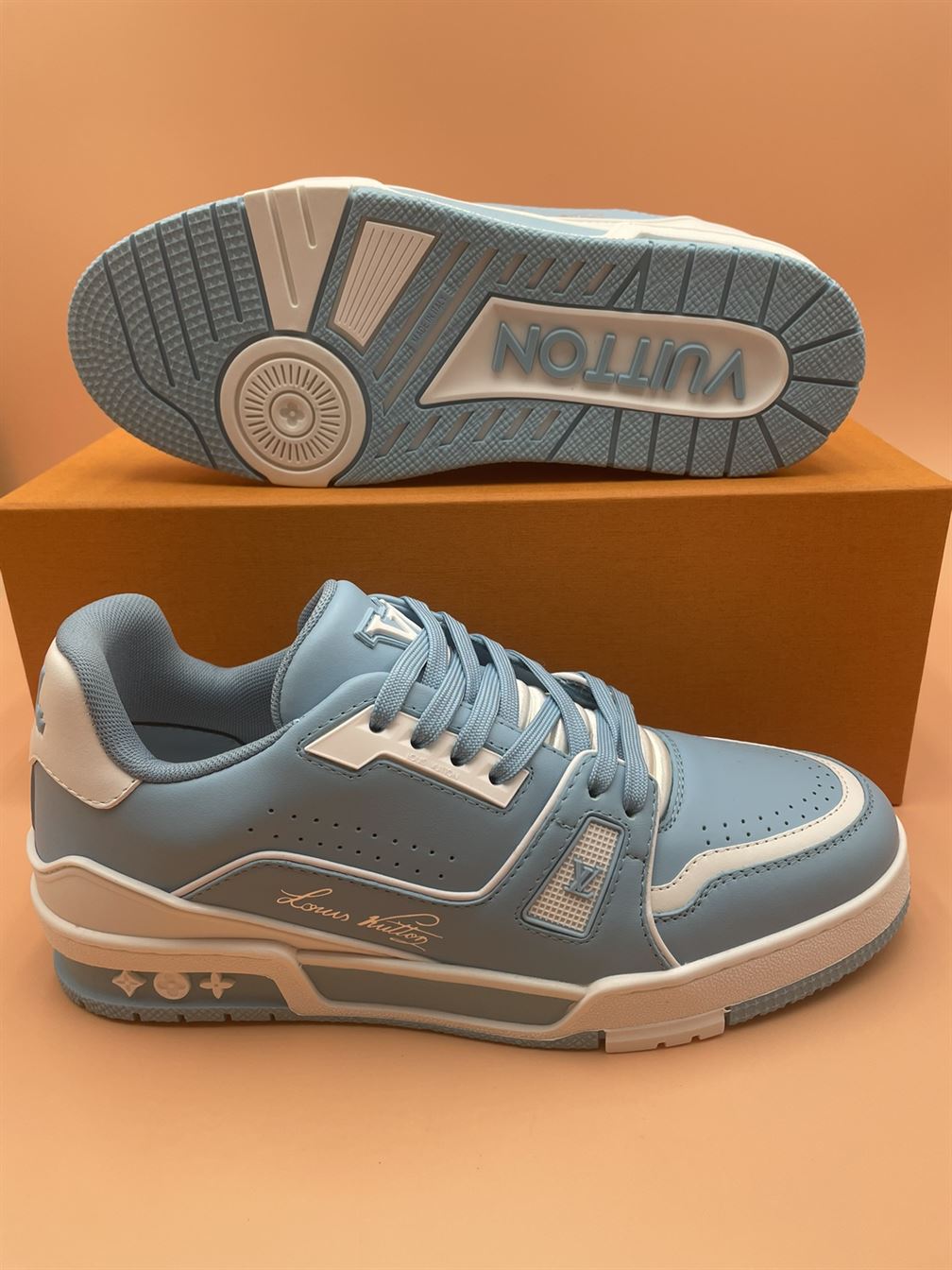 LOUIS VUITTON TRAINER SNEAKER BLUE - LVS125