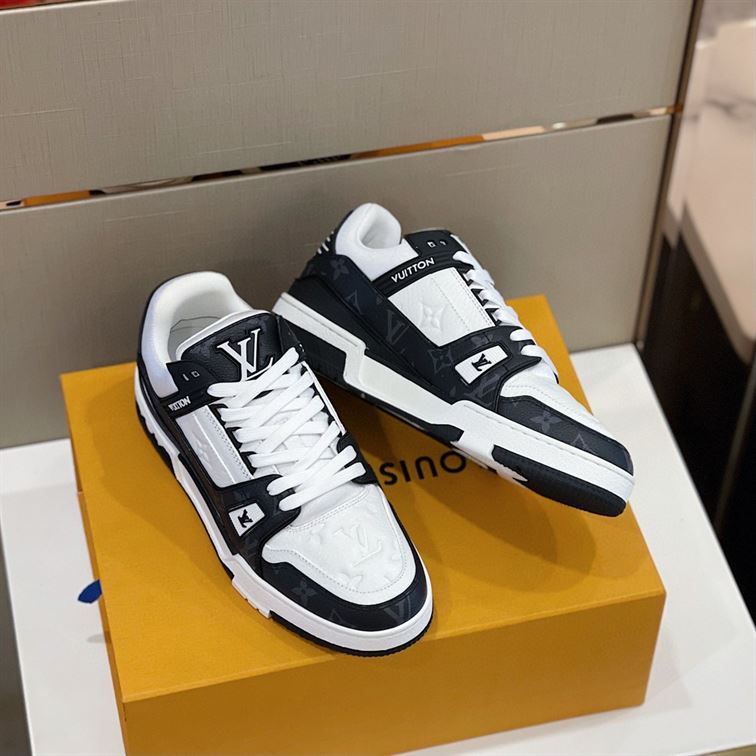LOUIS VUITTON TRAINER WHITE BLACK WHITE - LVS018