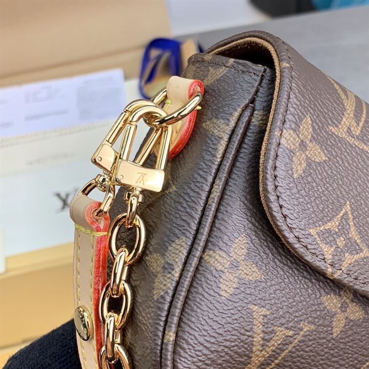 LOUIS VUITTON WALLET ON CHAIN IVY MONOGRAM CANVAS