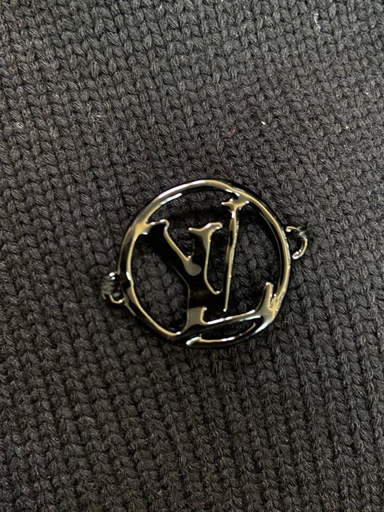 LOUIS VUITTON WINTERY CAMIONNEUR - LH067