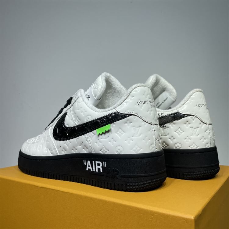 LOUIS VUITTON X NIKE AIR FORCE 1 LOW-TOP SNEAKERS - LVS137