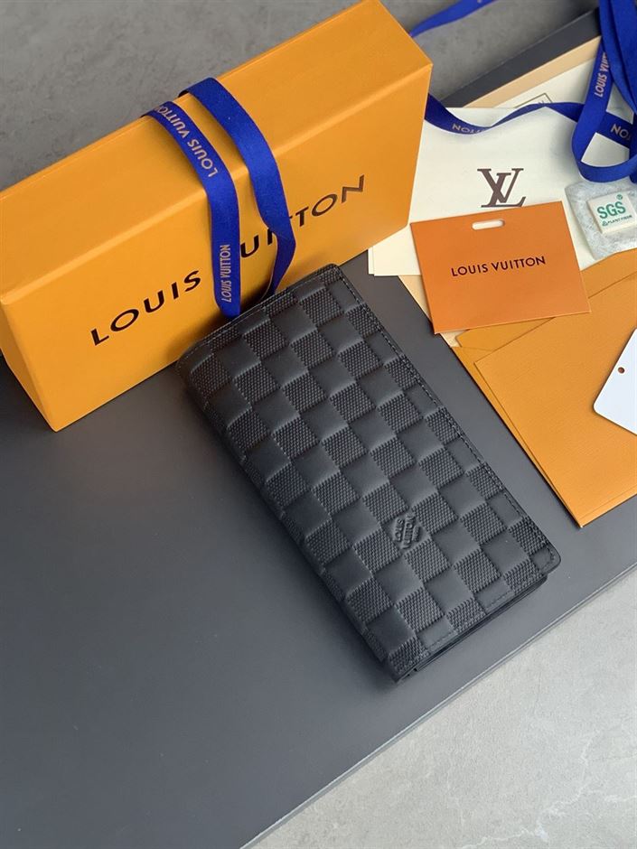 LOUIS VUITTON ZIPPY WALLET VERTICAL DAMIER