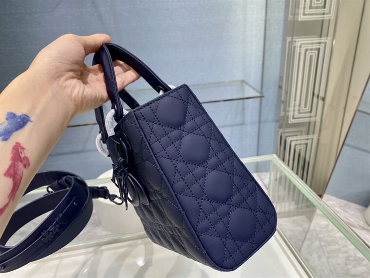 MEDIUM ULTRAMATTE LADY DIOR BAG INDIGO BLUE