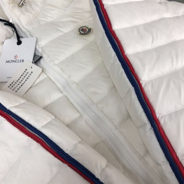 MONCLER AGOUT QUILTED SHELL JACKET - MC070