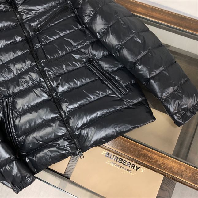 MONCLER AMALTEAS PADDED JACKET - MC072